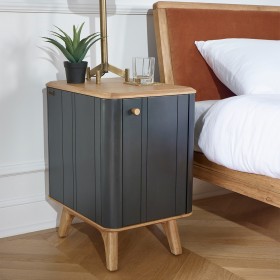  Unique Side Tables For Bedroom